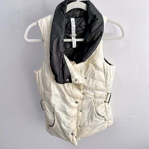 Lululemon Get Down Reversible Vest size 4